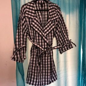 Lane Bryant Checkered Short Trench sz 22-24